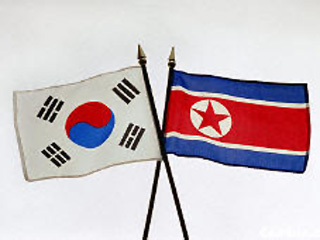 КНДР и Южная Корея начали в четверг проведение первых за последние два года военные переговоров на уровне рабочих групп