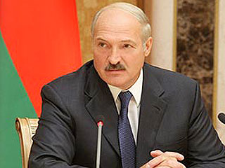 Президент Белоруссии Александр Лукашенко собрал в Минске журналистов из России, чтобы прояснить отношения между двумя странами и остановить "поток бессовестного вранья"
