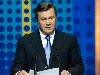 Президент Украины Виктор Янукович завил, что политическая реформа 2004 года в его стране была юридической ошибкой и не соответствовала законам