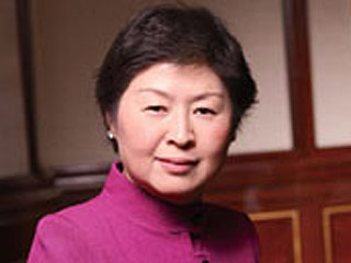 Список миллиардерш возглавила 53-летняя Чжан Инь, глава деревообрабатывающего концерна Nine Dragons Paper