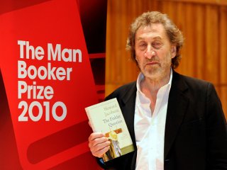 Британский писатель Говард Джейкобсон объявлен лауреатом британской Букеровской премии за 2010 год