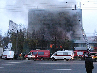 В результате пожара в центре Москвы в четверг пострадали девять человек