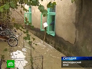 В Туапсинском районе Краснодарского края из-за подтопления погибли шесть человек, эвакуированы 280