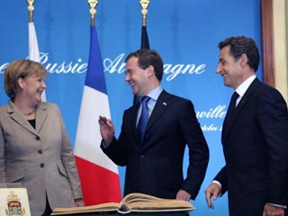 Встреча лидеров Франции, Германии и России, прошедшая 18-19 октября во французском Довиле, продемонстрировала создание нового формата отношений между РФ и ЕС, который свидетельствует об укреплении российских позиций