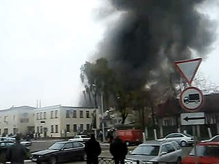 В Белоруссии в Пинске произошел взрыв на деревообрабатывающей фабрике "Пинскдрев"