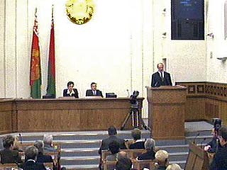 Правительство Белоруссии подготовило проект директивы о либерализации экономики, который предусматривает, в частности, переход с 1 марта 2011 года на свободные рыночные цены и тарифы