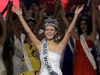Титул "Мисс мира" в этом году завоевала американка Александриа Миллс