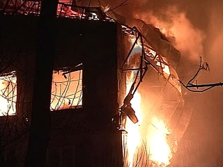 Крупный пожар разгорелся этой ночью в центре Москвы