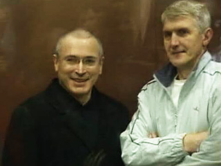 Михаил Ходорковский и Платон Лебедев останутся в следственном изоляторе вплоть до оглашения приговора по второму уголовному делу против них, которое заканчивает рассматривать Хамовнический суд Москвы