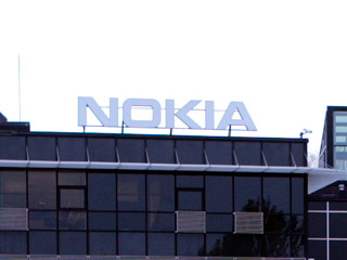 Крупнейший производитель мобильных телефонов Nokia откроет в 2011 году в "Сколково" научно-исследовательский центр, по размерам и значимости сравнимый с главными центрами разработок компании в Кембридже и Лозанне