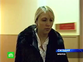 Дочь главы иркутского облизбиркома Анна Шавенкова перечислила 300 тысяч рублей членам семьи погибшей Елены Пятковой, которую она сбила насмерть год назад на тротуаре в Иркутске