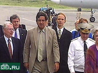 Министр энергетики США Билл Ричардсон прибыл во Владивосток