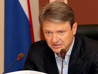 Ткачев обвинил прессу в попытке очернить Кубань и власти