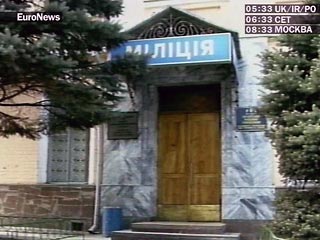 На Украине МВД выгораживает сержанта, расстрелявшего двух школьников во время охраны избиркома   