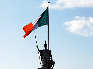 Представители правительства Ирландии, миссии европейских экспертов и Международного валютного фонда в воскресенье в общем согласовали план финансовой помощи Ирландии в объеме примерно 85 миллиардов евро