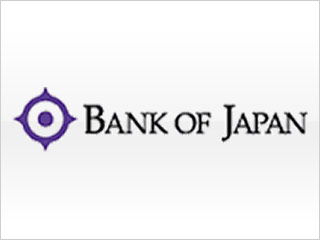 Глава Банка Японии Масааки Сиракава выразил двойственное отношение к последствиям укрепления курса иены для экономики страны: сильная нацвалюта вредит экспортерам в краткосрочной перспективе