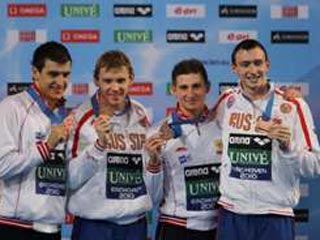 Россияне привезли 15 медалей с чемпионата Европы по по плаванию
