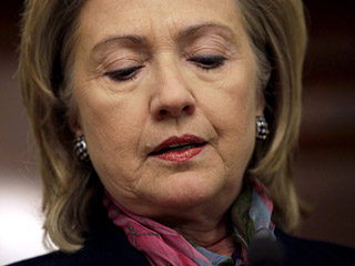 Обнародование сайтом WikiLeaks крупного массива данных из переписки американских дипломатов за рубежом и центрального аппарата госдепартамента США является "атакой на мировое сообщество" в целом, - заявила госсекретарь США Хиллари Клинтон