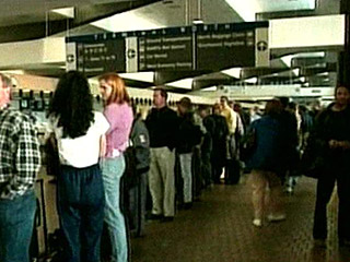 В международном аэропорту Хатсфилд-Джексон в американском городе Атланта случилась обесточка, это повлияло на расписание более двадцати рейсов