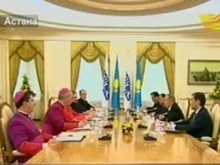 Нурсултан Назарбаев и Тарчизио Бертоне обсудили вопросы взаимодействия Казахстана и Ватикана по развитию межрелигиозного диалога