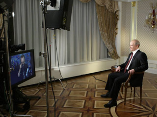 Премьер-министр РФ Владимир Путин в своем втором интервью известному телеведущему CNN Ларри Кингу объяснил, что делали в США 10 арестованных там этим летом российских разведчиков