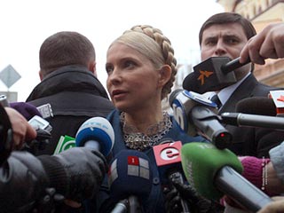 Бывший премьер-министр Украины, а ныне лидер оппозиционной партии "Батькивщина" Юлия Тимошенко побывала в четверг на допросе в Главном следственном управлении Генпрокуратуры Украины