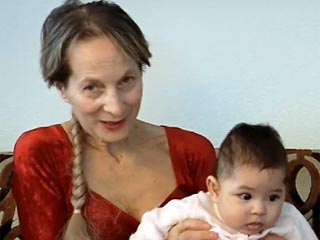 Швейцарка стала матерью в 64 года благодаря российским врачам. В одной из московских клиник было произведено зачатие ребенка с использованием донорской яйцеклетки in vitro (в пробирке)