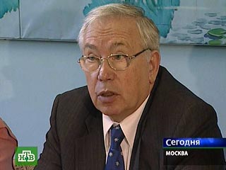 Лукин заявил о политической подоплеке дела Ходорковского и предложил дождаться приговора