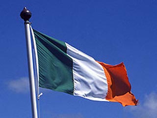 Агентство Fitch снизило рейтинги Ирландии до "стабильного"