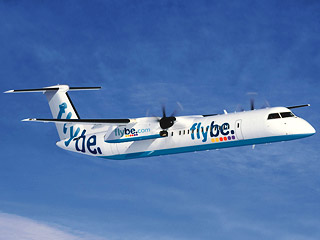 При взлете самолета Bombardier Dash 8 авиакомпании Flybe из британского аэропорта Саутгэмптон у двигателя воздушного судна оторвалась створка, прикрывающая начинку мотора и, отлетая, повредила крыло