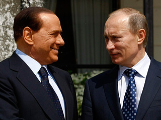 Итальянская газета La Repubblica выяснила, какие именно интересы связывают российского премьера Владимира Путина и его итальянского коллегу Сильвио Берлускони, о тесной дружбе которых давно ходят слухи