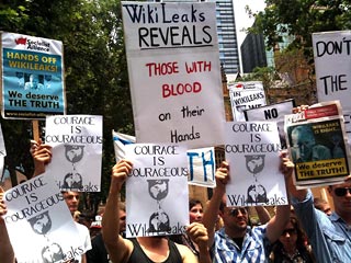 В Австралии проходят протесты против ареста основателя сайта WikiLeaks Джулиана Ассанжа. Сотни людей вышли на демонстрации в трех крупнейших городах страны