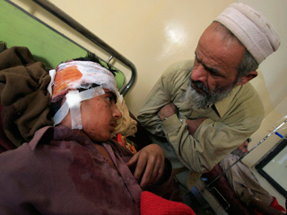 На северо-западе Пакистана прогремел взрыв: по меньшей мере, 15 человек погибли, еще 20 получили ранения