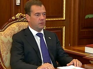 Президент РФ Дмитрий Медведев произвел значительные кадровые изменения в Вооруженных силах РФ