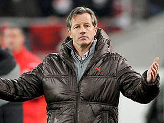 Главный тренер немецкого "Штутгарта" Йенс Келлер был уволен со своего поста после того, как пробыл в должности наставника "швабов" только 59 дней