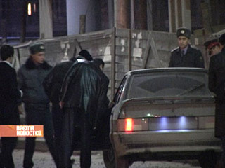 В понедельник в Махачкале около пяти часов вечера на пересечении улиц Магомедтагирова и Акушинского произошла перестрелка