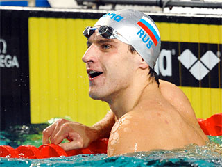 Станислав Донец принес России первую золотую медаль чемпионата мира по плаванию на короткой воде, который проходит в эти дни в Дубае
