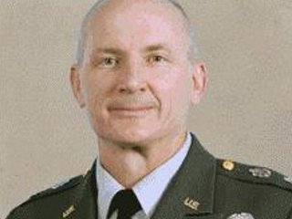 Военный врач Терренс Лакин, отказавшийся подчиниться приказу нести службу в Афганистане, приговорен военным судом присяжных к шести месяцам тюрьмы