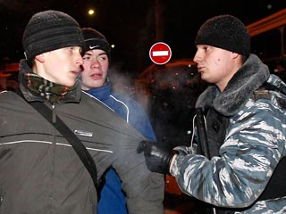 Более тысячи человек были задержаны в Москве в субботу в целях пресечения несогласованных акций