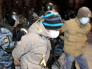 Большинство задержанных в выходные в Москве и других городах России за участие в несанкционированных акциях - школьники старших классов