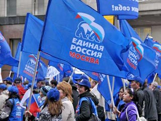 "Единая Россия", испытывающая все большие сложности на местных выборах, всерьез занялась предстоящими в марте