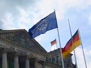 Германия при поддержке ряда других стран, входящих в зону евро, обсуждает возможность создания новой, самостоятельной организации, которая обеспечит поддержку единой валюте