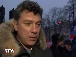 Борису Немцову понравилось, что президент РФ Дмитрий Медведев в интервью руководителям федеральных телеканалов в пятницу напомнил чиновникам о недопустимости высказываться о судебных делах до вынесения приговора