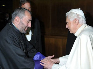 В ночь с 24 на 25 декабря вместе с Папой мессу служили ректор, вице-ректор, дьяконы и все семинаристы Папской армянской коллегии в Риме