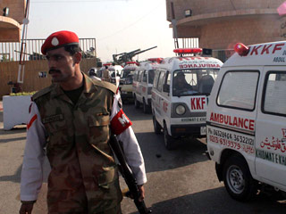 В пакистанском Карачи террористы взорвали университет - есть жертвы
