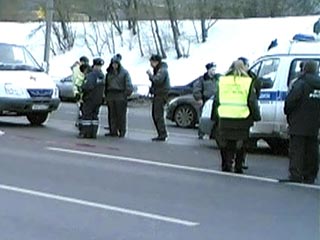 В Ростовской области милиция расследует убийство владельца автомобиля КамАЗ, который вез детям новогодние подарки