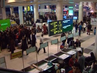 Аэропорт "Домодедово" в субботу днем оставался в течение 20-30 минут частично обесточенным