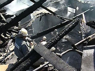 В Оренбургской области при разборе завалов после пожара обнаружены трупы пяти человек