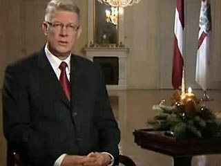 Латвийское ТВ на Новый год забыло включить гимн. Президент возмущен