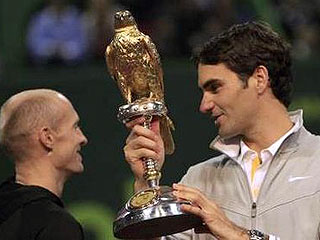 Федерер переиграл Давыденко в финале турнира в Дохе
